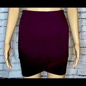 Aritzia Talula Primrose Skirt Elastic Bodycon